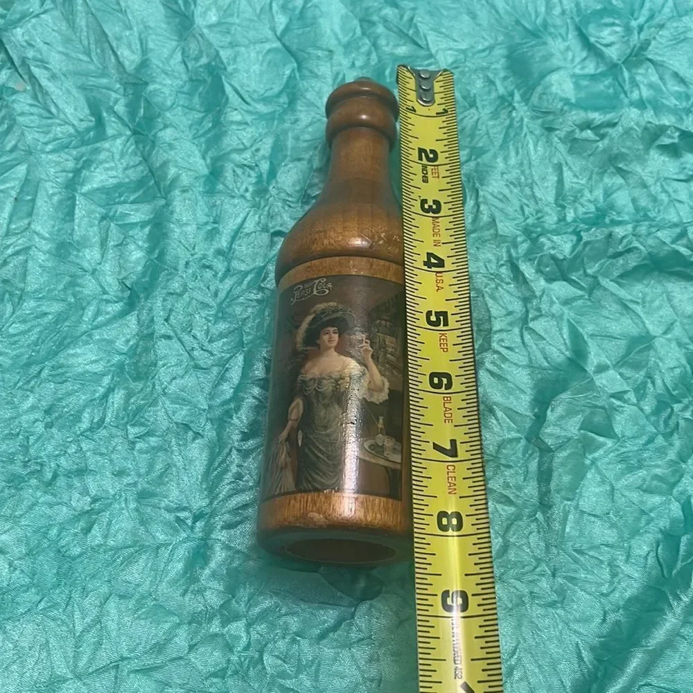 Vintage PepsiCola 1973 wooden Pepper